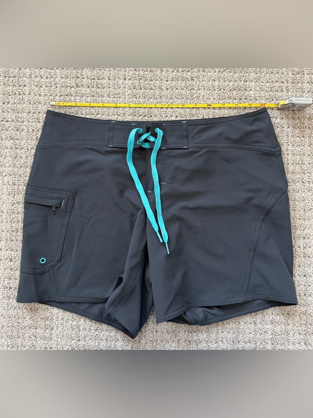 Athleta Women’s Clearwater Board Shorts Size 8 - Picture 7 of 7